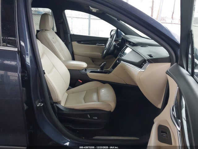 2018 CADILLAC XT5 1GYKNARS7JZ125363 Photo 4