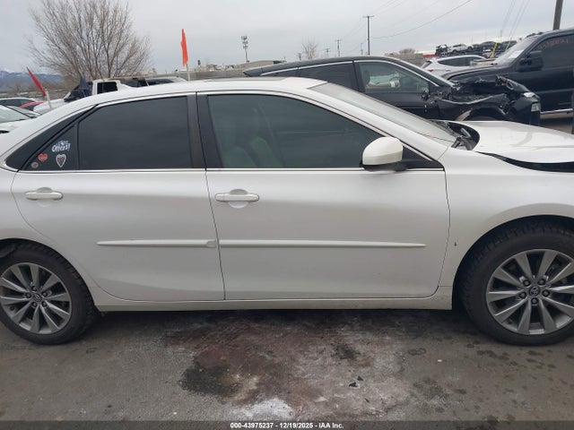 Toyota CAMRY XLE 2017 4T1BF1FK4HU728040 Image 14