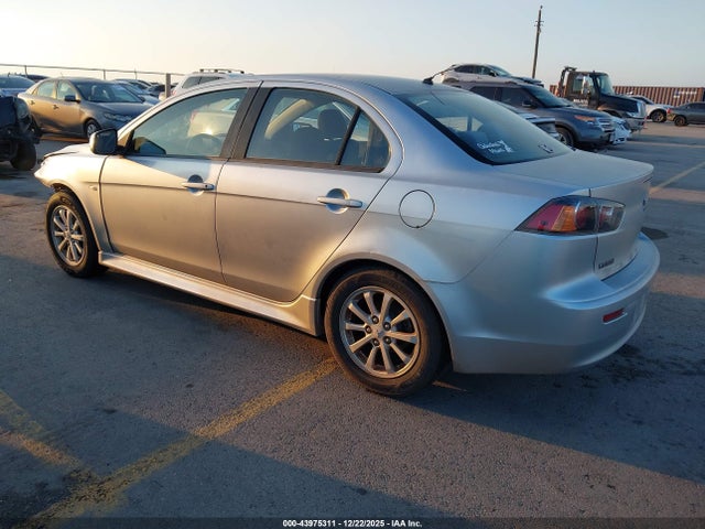 2011 MITSUBISHI LANCER JA32U2FUXBU013450 Photo 2