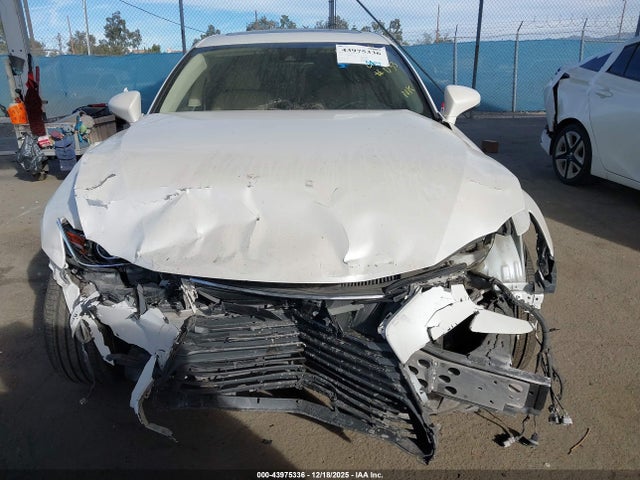 JTHBA1D22K5088772 Lexus IS 300