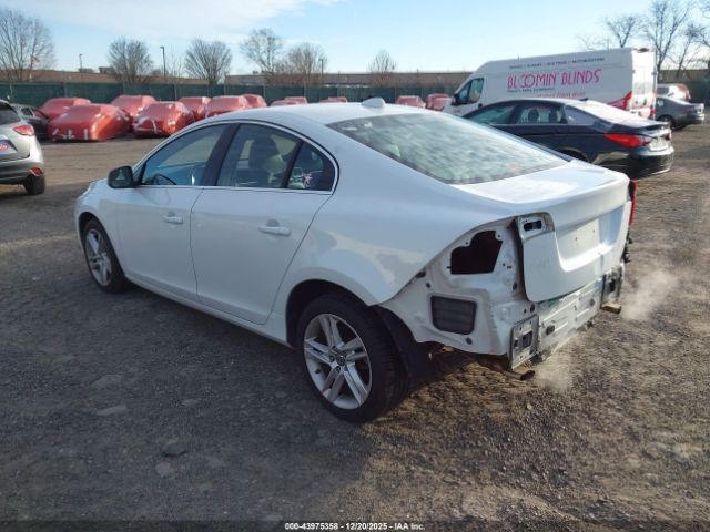 2015 VOLVO S60 YV1612TK7F1345460 Photo 2