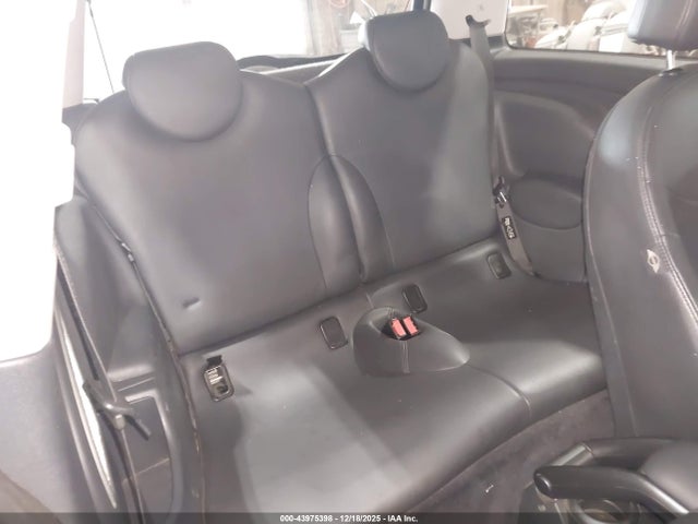 2006 MINI COOPER WMWRC33596TK19017 Photo 7