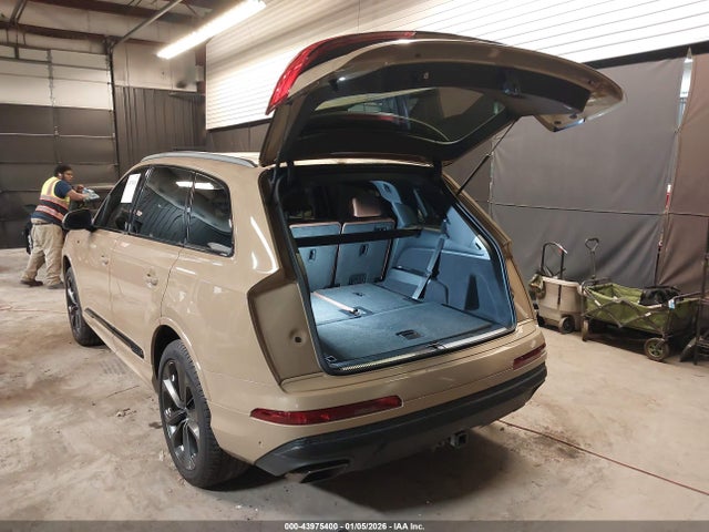 2025 AUDI Q7 WA1LVBF71SD029818 Photo 2