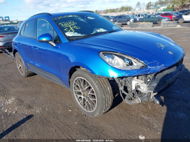 2018 PORSCHE MACAN WP1AA2A55JLB17210 Photo 0