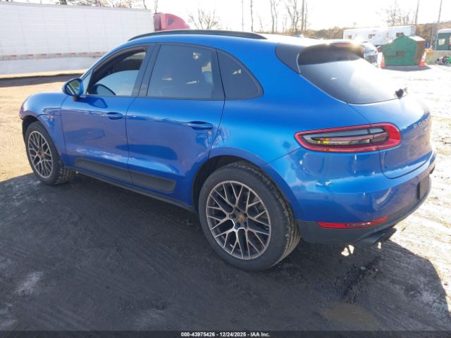 2018 PORSCHE MACAN WP1AA2A55JLB17210 Photo 2