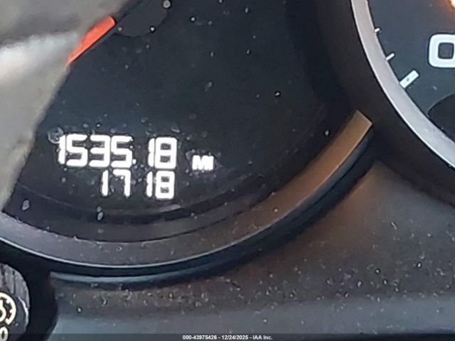 2018 PORSCHE MACAN WP1AA2A55JLB17210 Photo 6