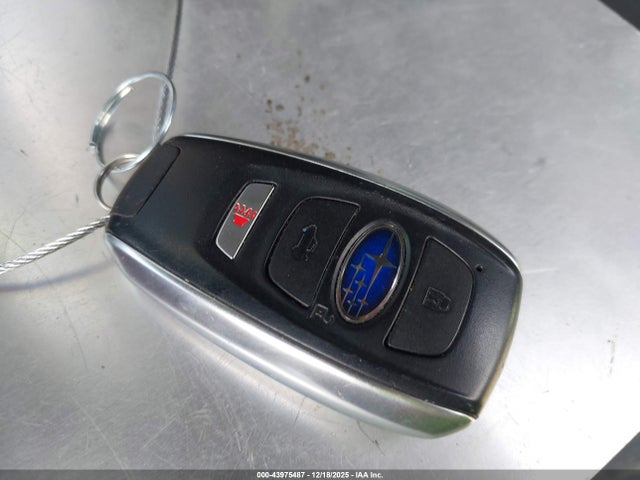 4S4BTGSD8R3162894 Subaru Outback Wilderness