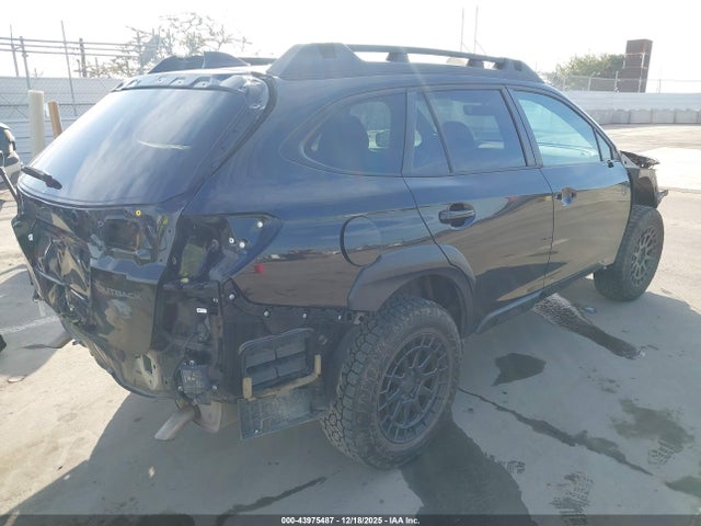 4S4BTGSD8R3162894 Subaru Outback Wilderness