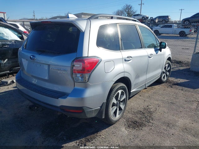 43975492 :رقم المزاد ، JF2SJAJC9HH509510 vin ، 2017 Subaru Forester 2.5i Limited مزاد بيع