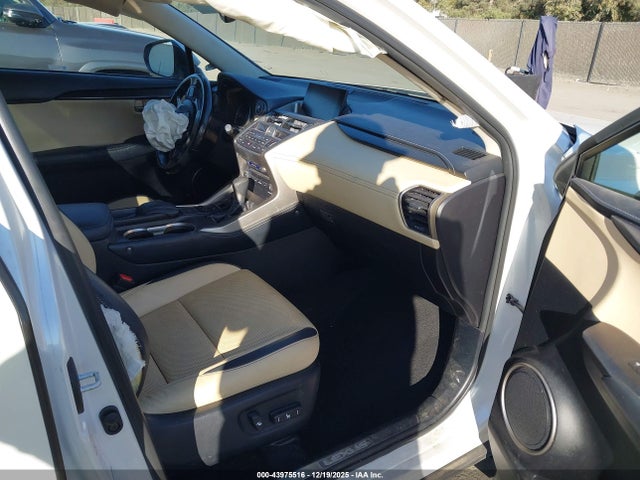 JTJBJRBZ0H2054711 Lexus NX 300H