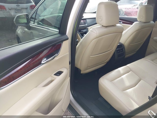 2017 CADILLAC XT5 1GYKNBRS5HZ139889 Photo 7