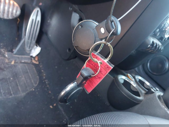 2011 MINI COOPER S WMWZP3C53BT249516 Photo 10