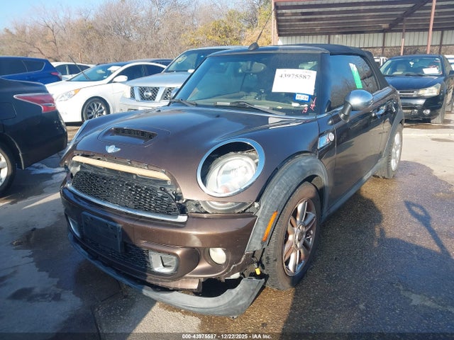 2011 MINI COOPER S WMWZP3C53BT249516 Photo 1
