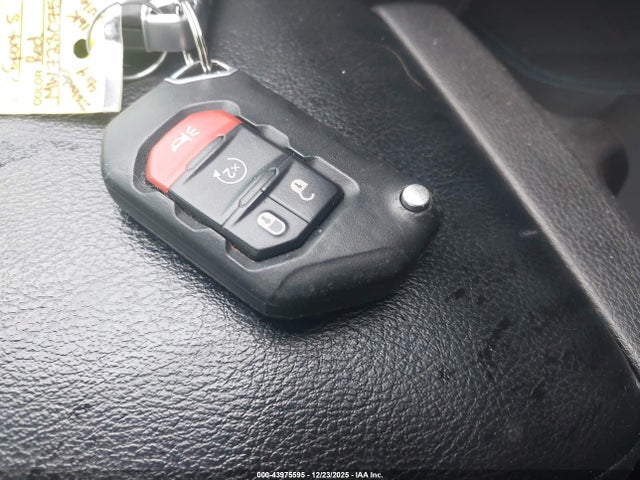 1C4HJXDN4MW723075 Jeep Wrangler Unlimited Islander 4x4