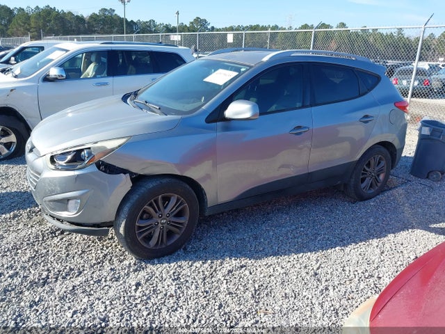 KM8JU3AG8FU012688 Hyundai TUCSON SE
