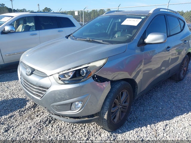 KM8JU3AG8FU012688 Hyundai TUCSON SE