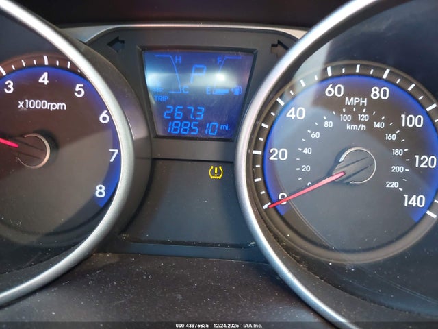 KM8JU3AG8FU012688 Hyundai TUCSON SE
