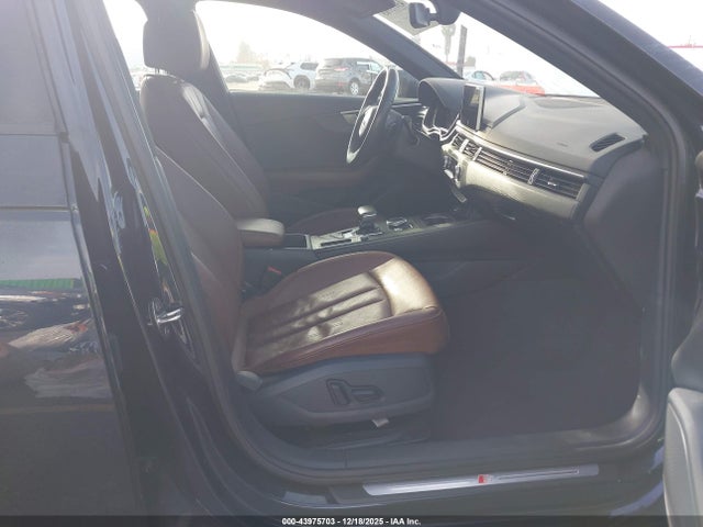 2018 AUDI A4 WAUKMAF42JA223324 Photo 4