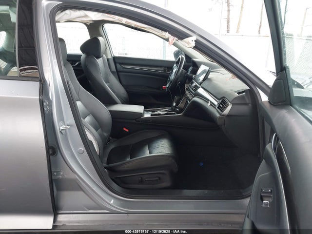 43975757 :رقم المزاد ، 1HGCV1F43NA114608 vin ، 2022 Honda Accord Sport Special Edition مزاد بيع