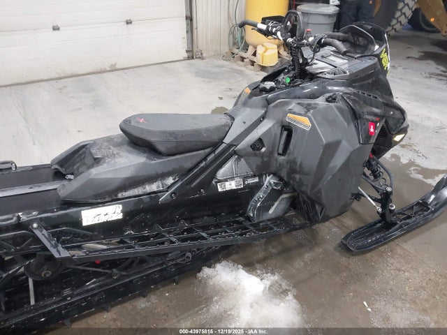 2BPSTHPA2PV000019 Ski-Doo Summit X Expert 850