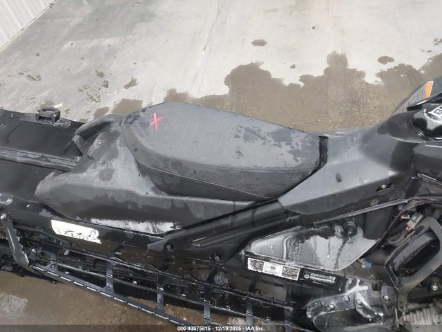 2BPSTHPA2PV000019 Ski-Doo Summit X Expert 850