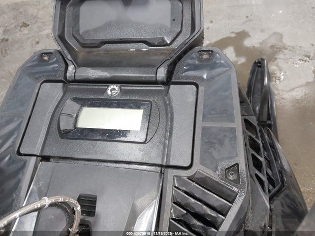2BPSTHPA2PV000019 Ski-Doo Summit X Expert 850