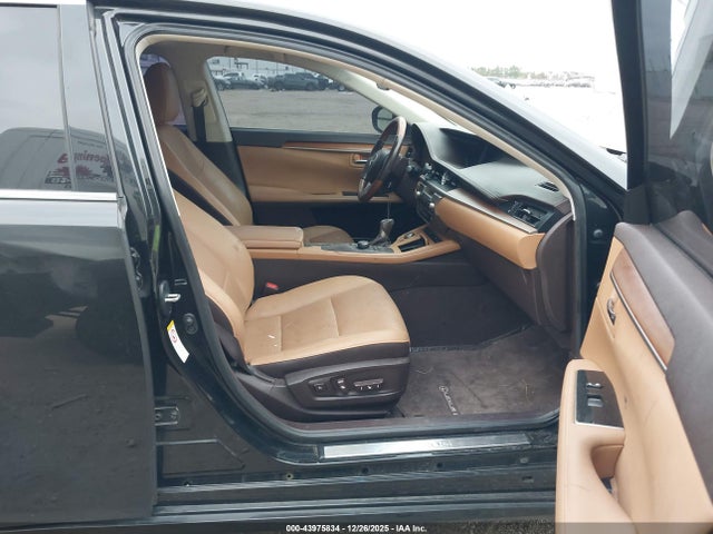 Продаж на аукціоні авто 2016 Lexus Es 350, vin: 58ABK1GG4GU030539, номер лоту: 43975834