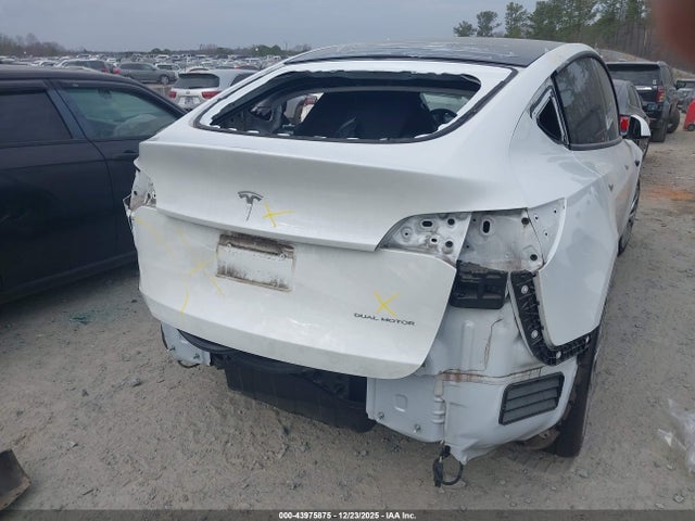 2023 TESLA MODEL Y 7SAYGDEE1PA117401 Photo 5