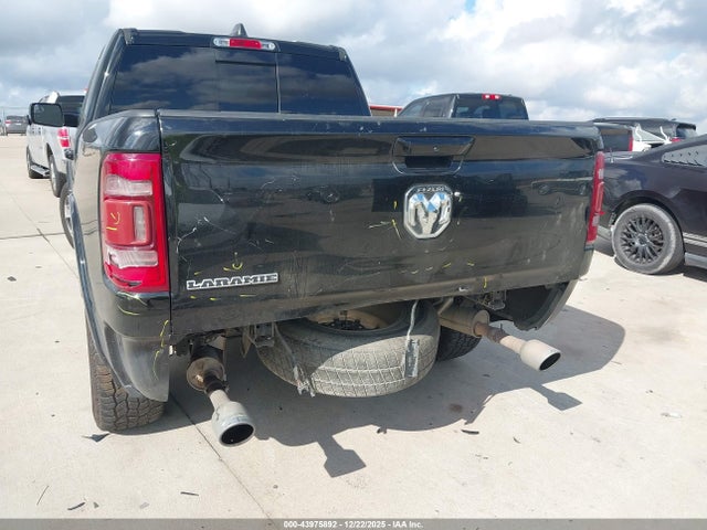 1C6RREJT6KN558595 RAM 1500 Laramie 4x2 5&#039;7 Box