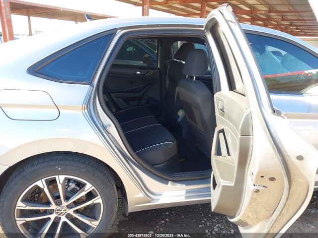 Aukcja sprzedaży 2024 Volkswagen Jetta 1.5t Sport, vin: 3VWBM7BU3RM056222, numer aukcji: 43975903