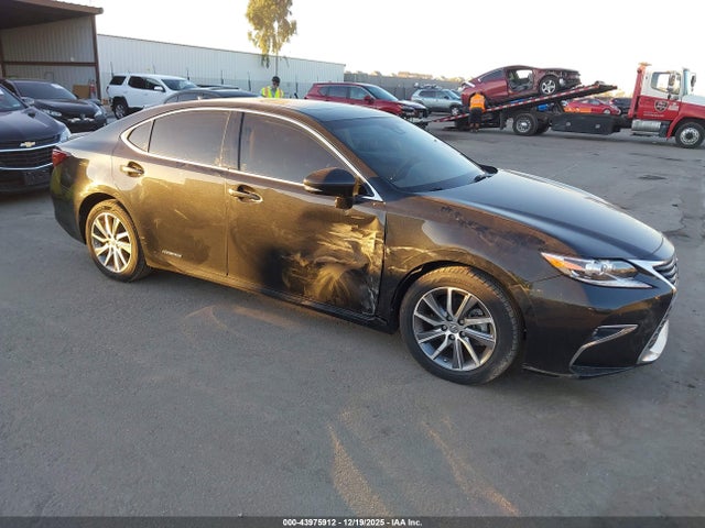 2018 LEXUS ES 300H JTHBW1GG4J2190633