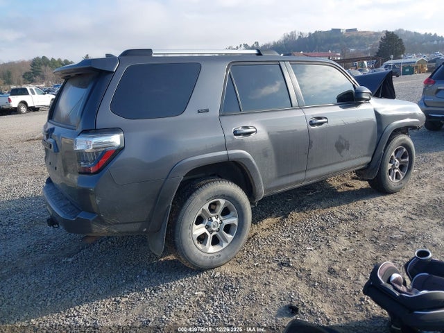 JTEBU5JR3K5661126 Toyota 4RUNNER SR5