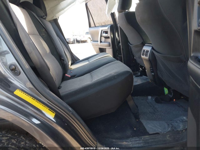 JTEBU5JR3K5661126 Toyota 4RUNNER SR5