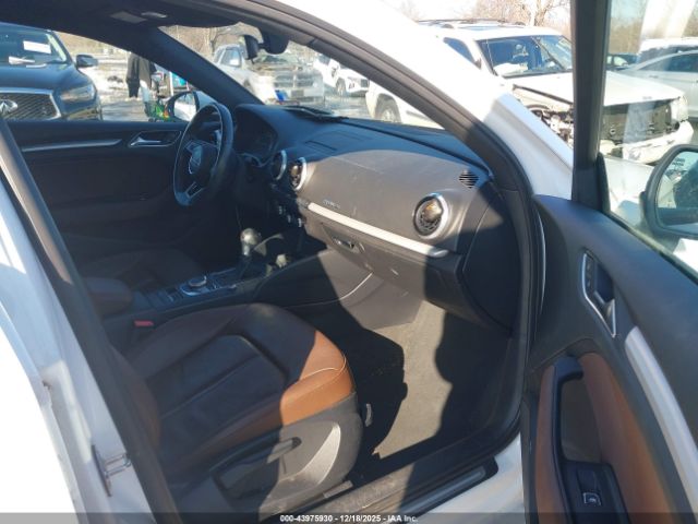 2018 AUDI A3 WAUB8GFF6J1007176 Photo 4