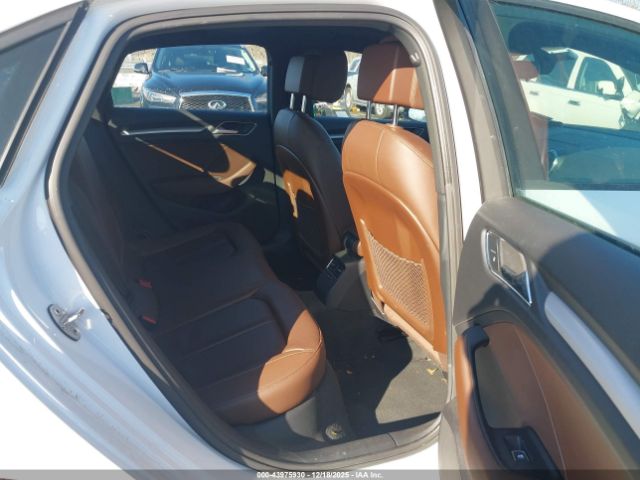 2018 AUDI A3 WAUB8GFF6J1007176 Photo 7