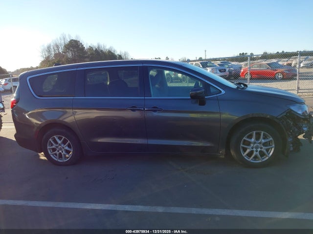 43975934 :رقم المزاد ، 2C4RC1CG2MR519740 vin ، 2021 Chrysler Voyager Lx مزاد بيع