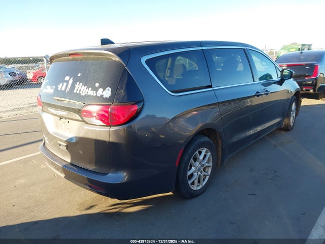 43975934 :رقم المزاد ، 2C4RC1CG2MR519740 vin ، 2021 Chrysler Voyager Lx مزاد بيع
