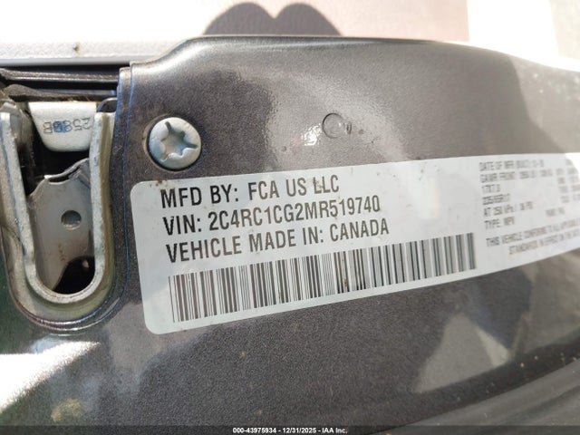 43975934 :رقم المزاد ، 2C4RC1CG2MR519740 vin ، 2021 Chrysler Voyager Lx مزاد بيع