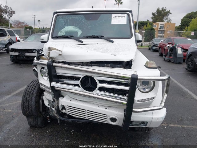 WDCYC3HF3FX230582 Mercedes-Benz G 550 4matic