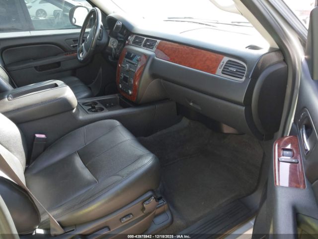 2013 CHEVROLET TAHOE 1GNSCBE09DR299422 Photo 4