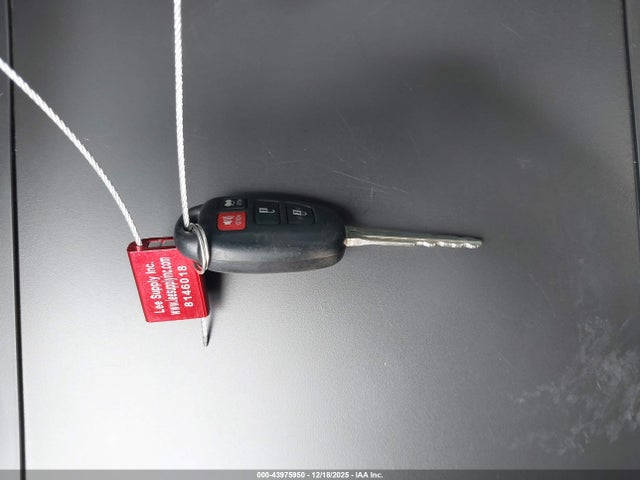 4T1BF1FK3FU483860 Toyota CAMRY SE