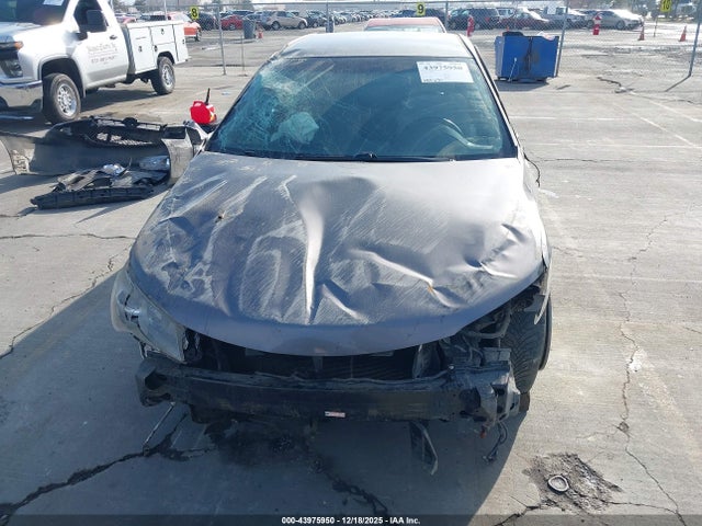 4T1BF1FK3FU483860 Toyota CAMRY SE