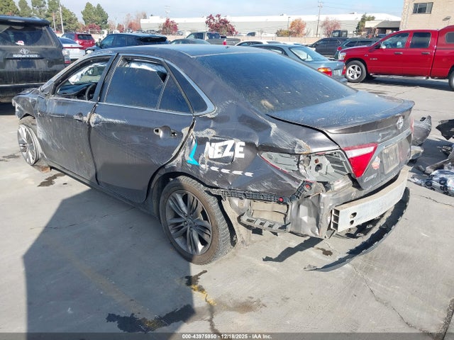 4T1BF1FK3FU483860 Toyota CAMRY SE