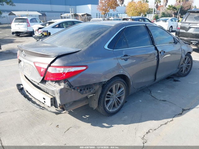 4T1BF1FK3FU483860 Toyota CAMRY SE