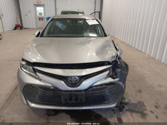 4T1B11HK3JU656166 Toyota CAMRY LE