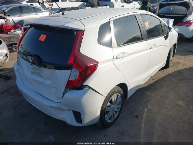 2016 HONDA FIT JHMGK5H53GX038957 Photo 3
