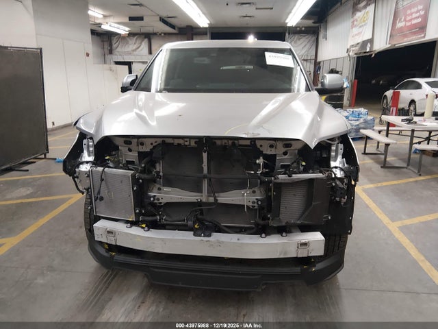 Toyota Tundra Sr5 2025 5TFLA5DB7SX293912 Image 12