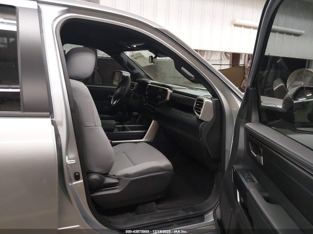 Toyota Tundra Sr5 2025 5TFLA5DB7SX293912 Image 5