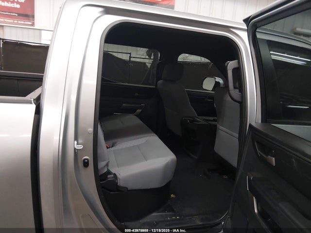 Toyota Tundra Sr5 2025 5TFLA5DB7SX293912 Image 8