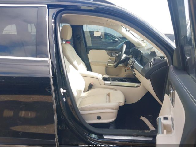 2021 MERCEDES-BENZ GLB 250 W1N4M4GB4MW129973 Photo 4